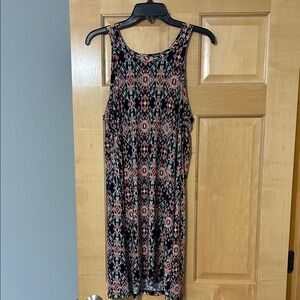 Sleeveless Patterned Dress